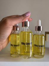 Load image into Gallery viewer, Silky Smooth Yoni Oil