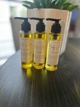 Load image into Gallery viewer, Prissy & Elegant Body Oil