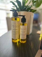 Load image into Gallery viewer, Vanilla Cashmere Body Oil
